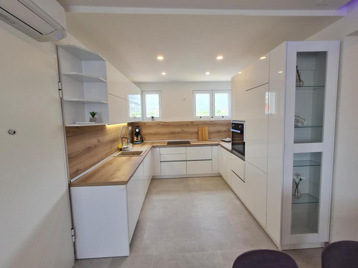 Holiday Apartment Marijana Kaštela 外观 照片
